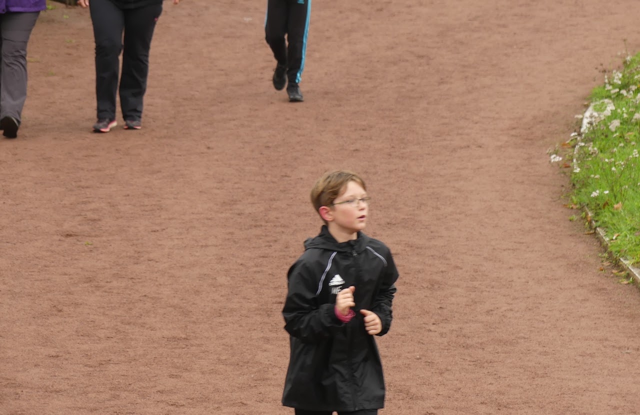 Bild vom 13. Benefizlauf im Jahr 2022. Dies ist das 68. Bild.